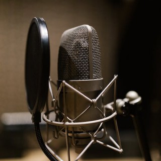 No princípio era o Verbo (Palavra) João 1:1 (NVI)